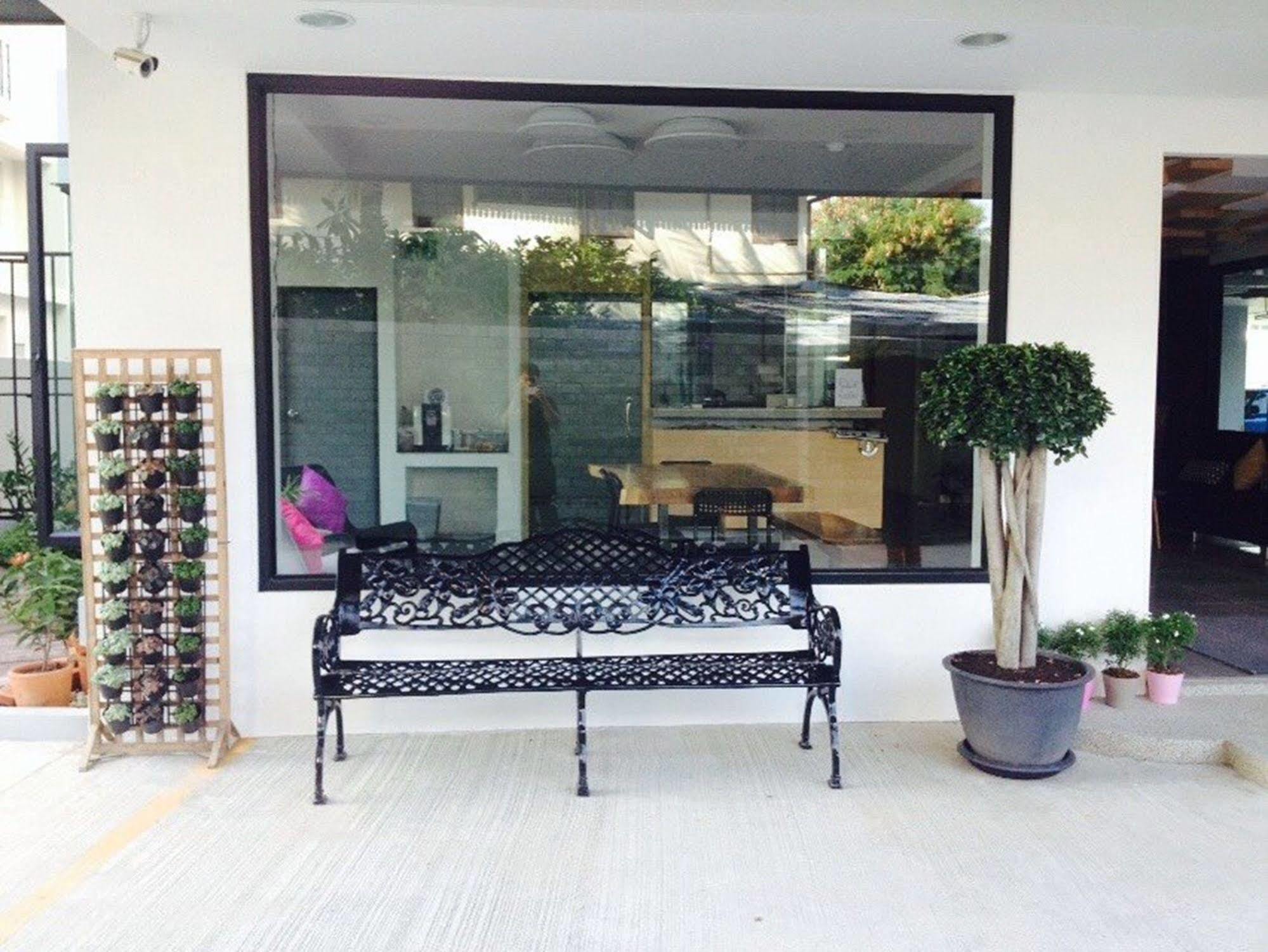 Vanilla Residence Chiangmai Chiang Mai Exterior photo